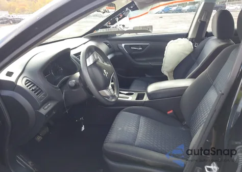 2016 Nissan Altima 2.5/2.5 S/2.5 Sl/2.5 Sr/2.5 Sv z USA, uszkodzony, nr VIN 1N4AL3AP5GN314691